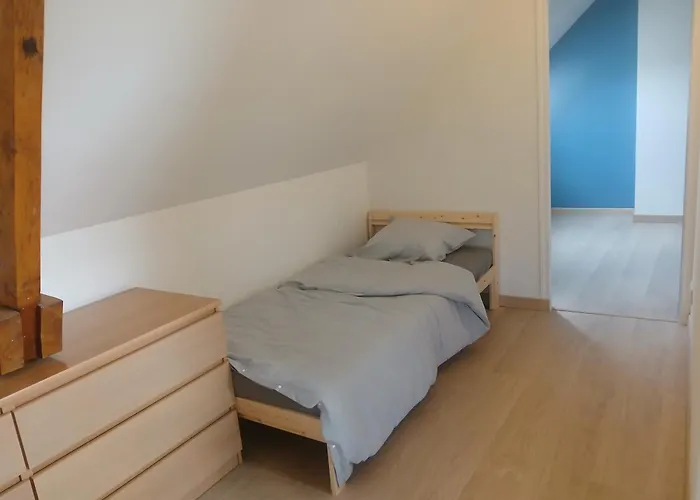 4-5 Personnes Proche Navette Orano Aumeville-Lestre